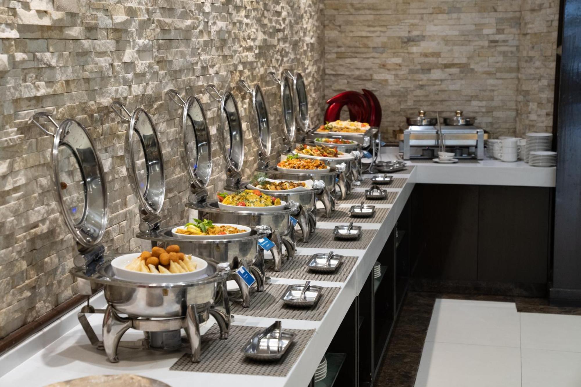 Golden Tulip Hotel Buraidah Al Qassim Εξωτερικό φωτογραφία