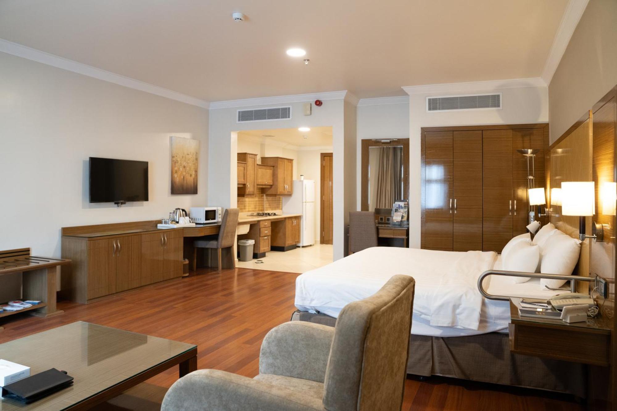 Golden Tulip Hotel Buraidah Al Qassim Εξωτερικό φωτογραφία