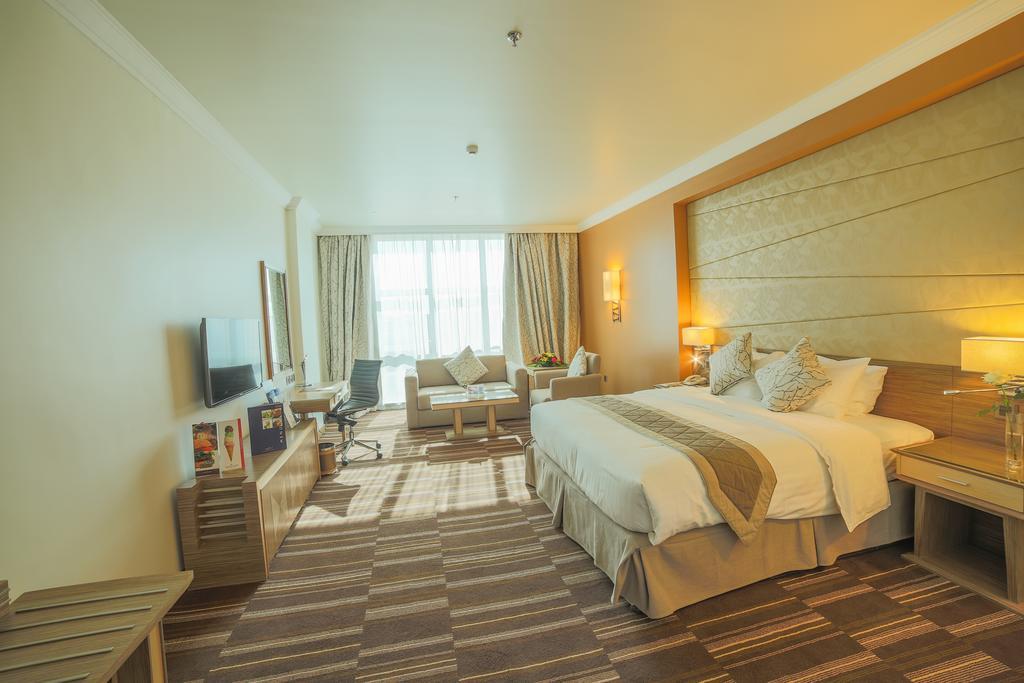 Golden Tulip Hotel Buraidah Al Qassim Εξωτερικό φωτογραφία