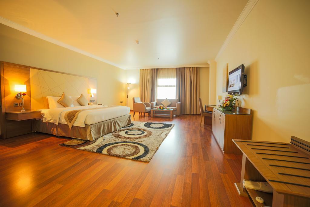 Golden Tulip Hotel Buraidah Al Qassim Εξωτερικό φωτογραφία
